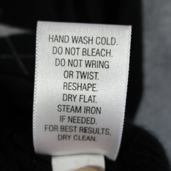 Cashmere Apt 9 Sweater Womens Large Black Gray Argyle Cardigan Lightweight Soft - Picture 8 of 14